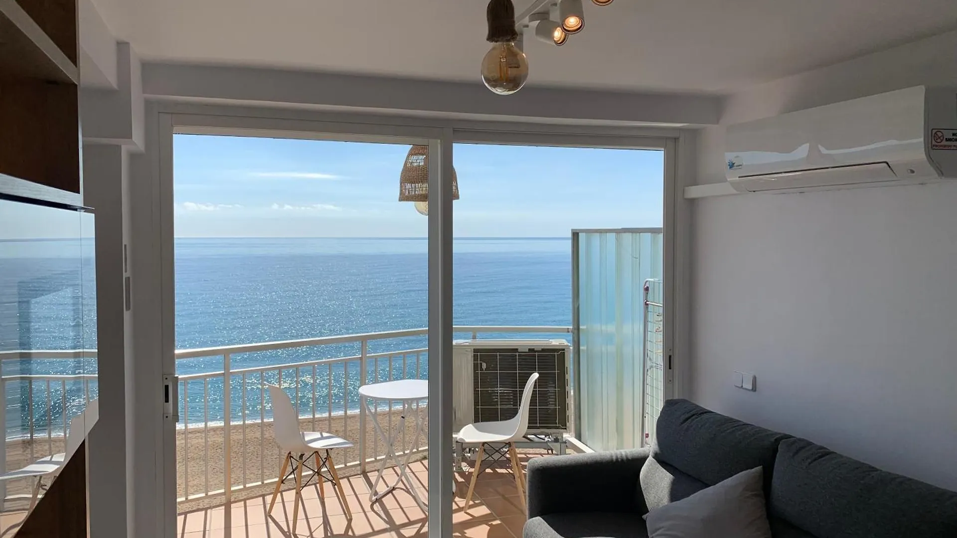 Apartamento A Primera Linea De Mar En Playa De Aro Platja d'Aro 0*,  Spain