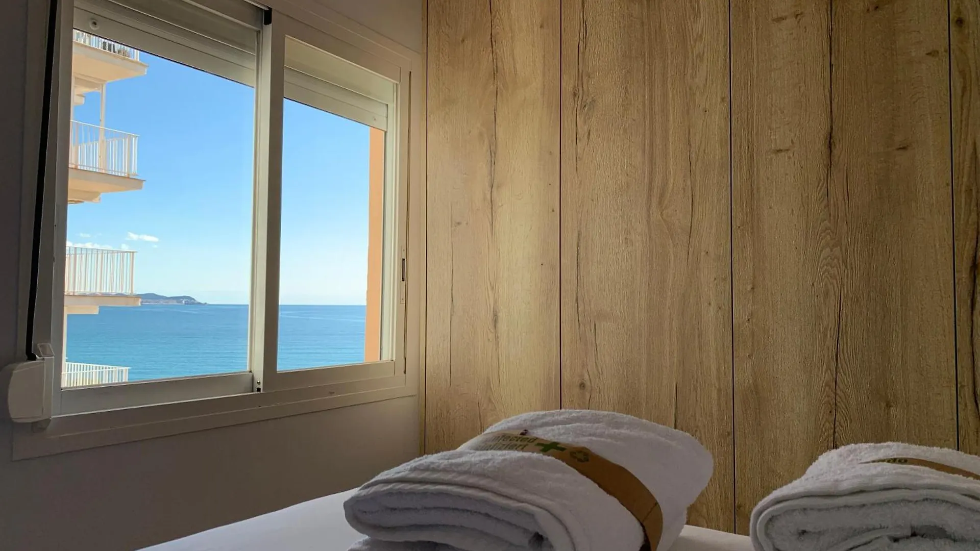 Apartment Apartamento A Primera Linea De Mar En Playa De Aro Platja d'Aro