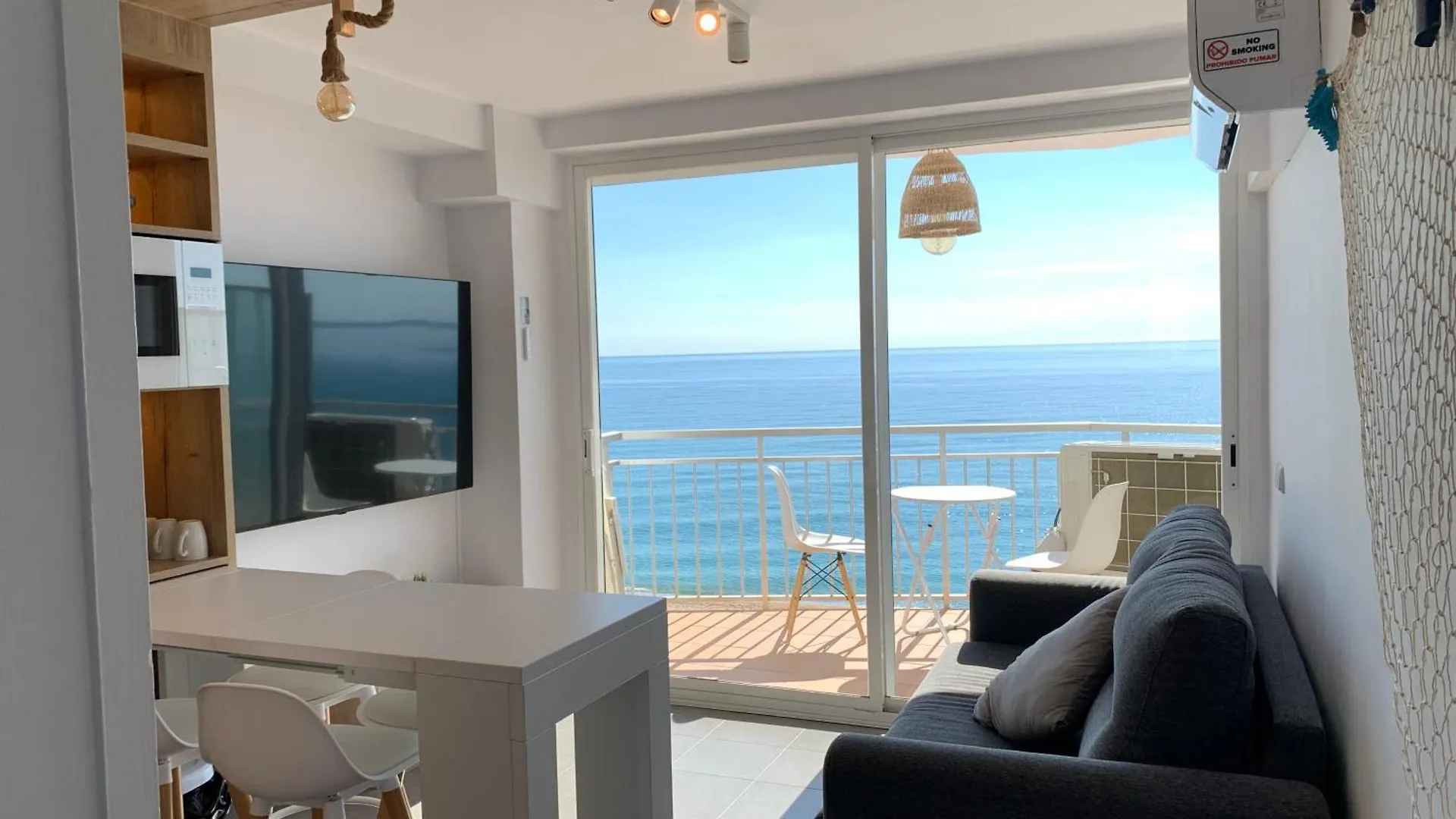 Apartamento A Primera Linea De Mar En Playa De Aro Platja d'Aro Apartment